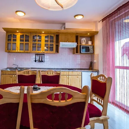 Kis-gast Panorama Aparthotel Hajduszoboszlo